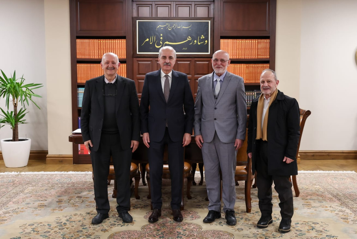 Adil Düzen Çalışmaları TBMM Başkanı Kurtulmuş'a Sunuldu