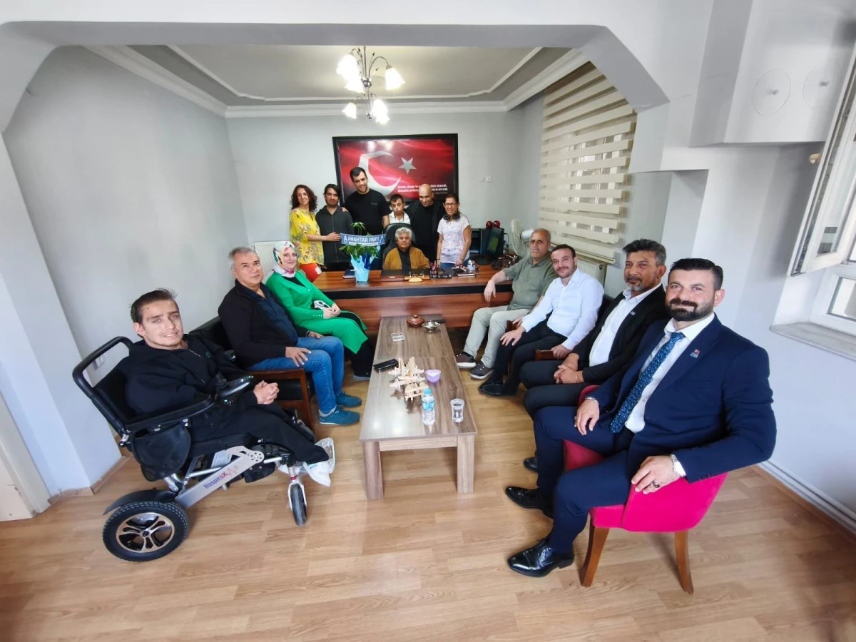 ANAHTAR PARTİSİ KARESİ TEŞKİLATINDAN BİR DİZİ ZİYARET 
