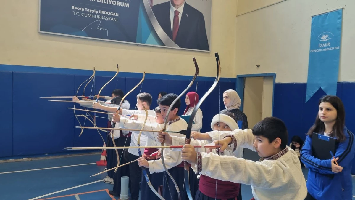 Buca&rsquo;da Hedef &Ccedil;anakkale Ruhu: 111. Yılda 111 Ok