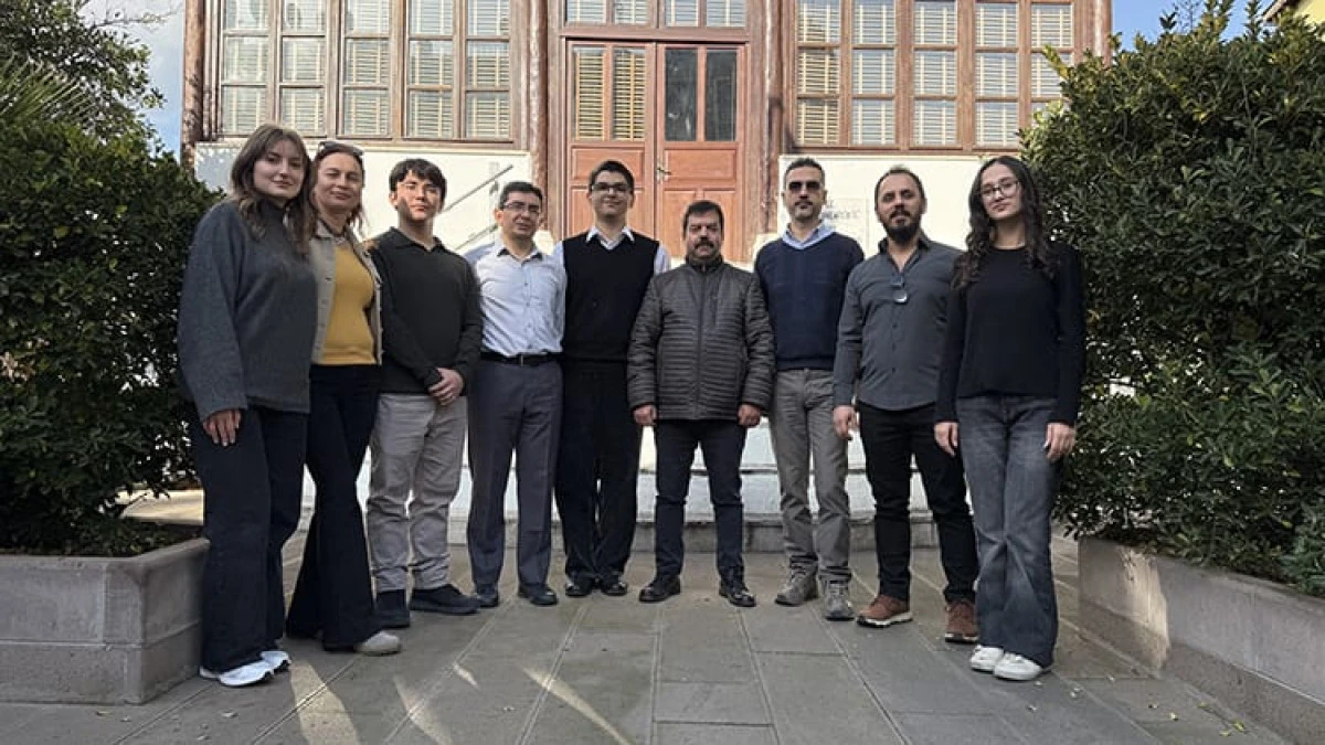 Gen&ccedil;ler Tarihi Yeniden G&uuml;n Y&uuml;z&uuml;ne &Ccedil;ıkardı: Tire&rsquo;nin 200 Yıllık Mirası Akademiye ve Beyaz Perdeye Taşındı