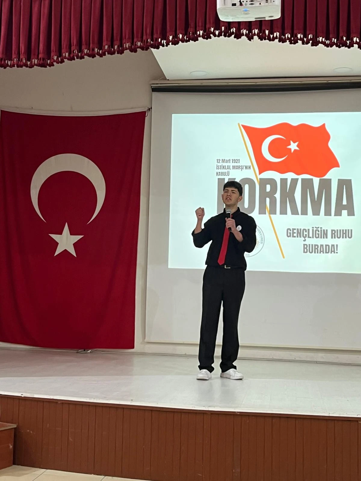 İstikl&acirc;l Marşı&rsquo;nın Kabul&uuml;n&uuml;n 105. Yılında Mill&icirc; Şairimiz Mehmet &Acirc;kif Ersoy Ermenek&rsquo;te Anıldı