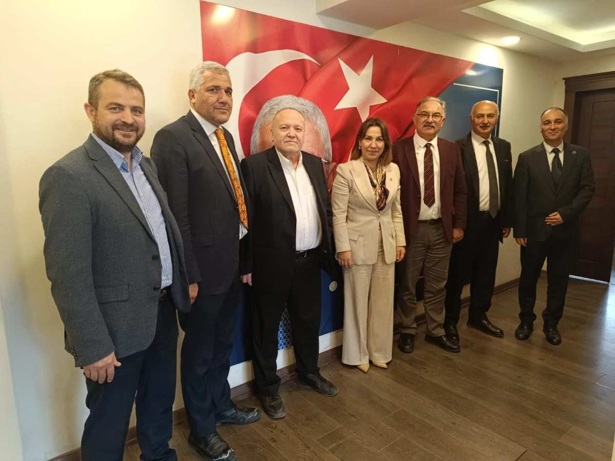 İYİ Partili Doğan&rsquo;dan İzmir B&uuml;y&uuml;kşehir&rsquo;e K&ouml;rfez Tepkisi: &ldquo;Mazeret Değil, Sonu&ccedil; &Uuml;retin&rdquo;