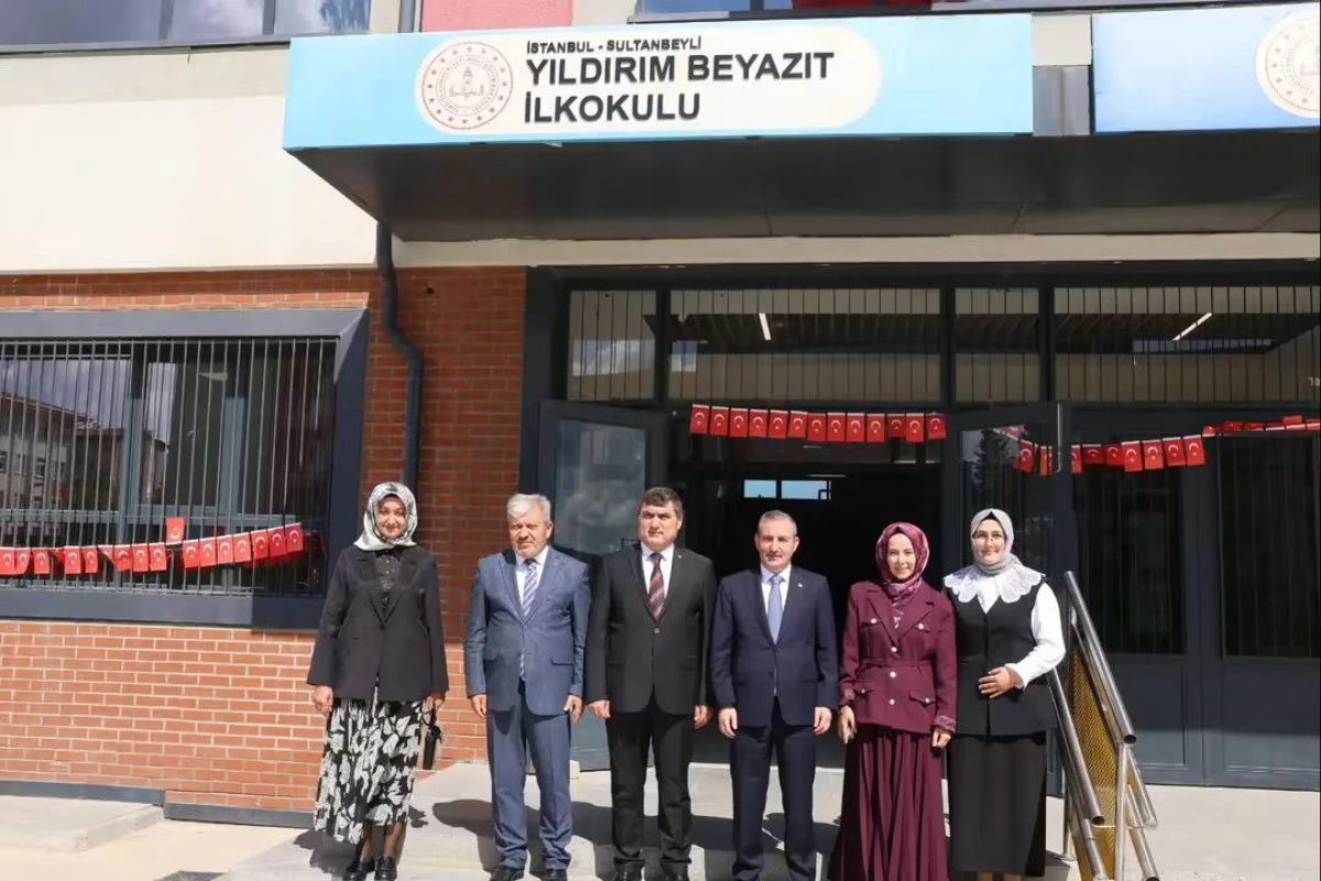 SULTANBEYLİ&rsquo;DE YENİ EĞİTİM &Ouml;ĞRETİM YILI HEYECANLA BAŞLADI