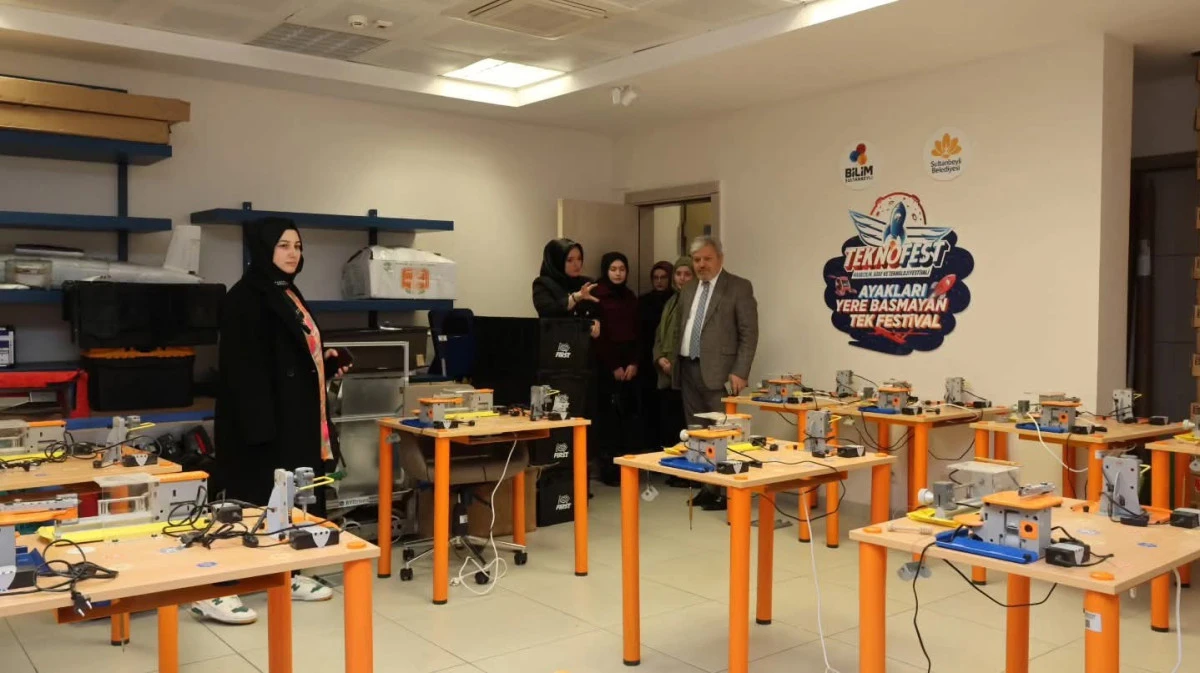 T3 Vakfı Başkanı Hıdır&rsquo;dan Sultanbeyli Bilim ve Teknoloji Merkezine Ziyaret