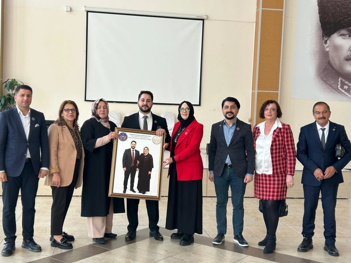 TGGV&rsquo;den Ankara&rsquo;da "Erdemli Gen&ccedil;lik, G&uuml;&ccedil;l&uuml; T&uuml;rkiye" Hamlesi