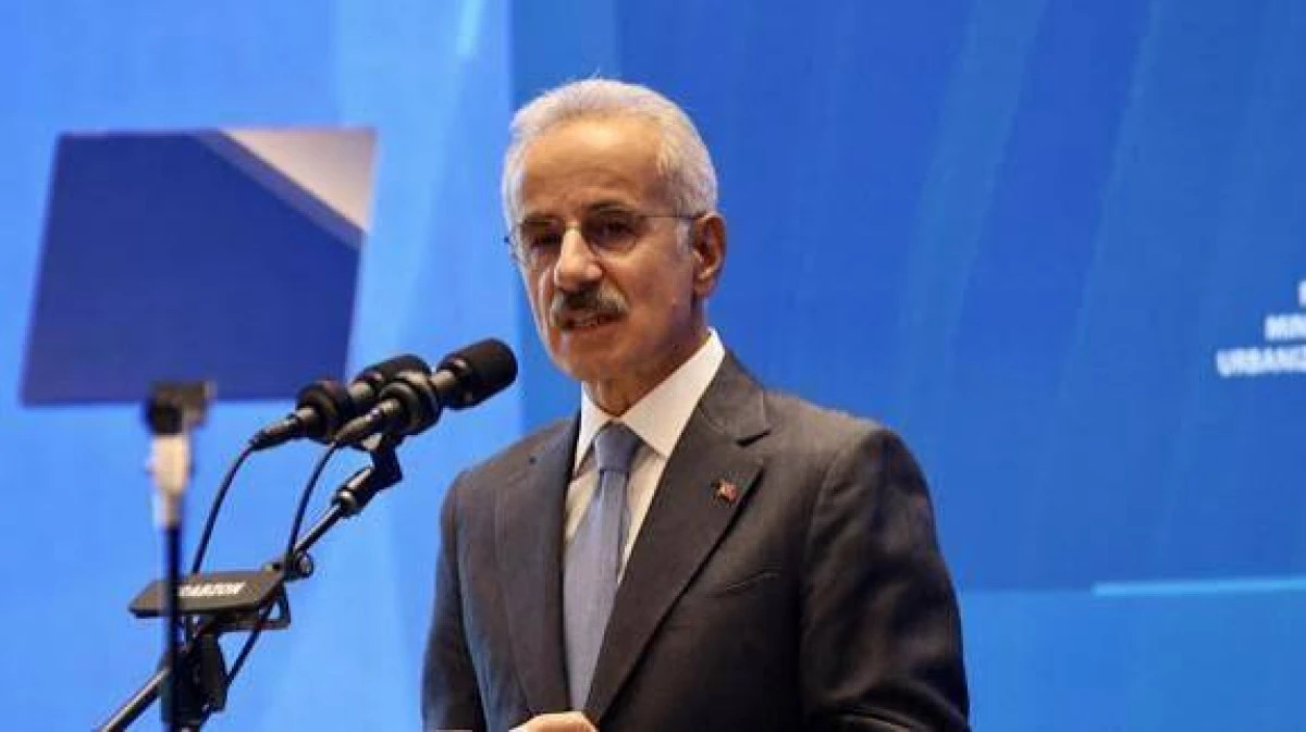 Ulaştırma ve Altyapı Bakanı Uraloğlu: AK Parti'nin hizmet ve eser siyaseti anlayışıyla hi&ccedil; kimse yarışamadı