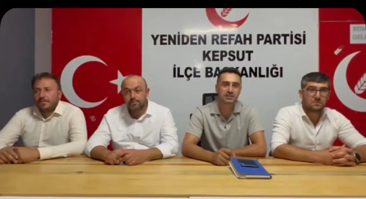 Yeniden Refah Partisi Balıkesir Teşkilatında Yaprak Dökümü: Kepsut İlçe Teşkilatı İstifa Etti