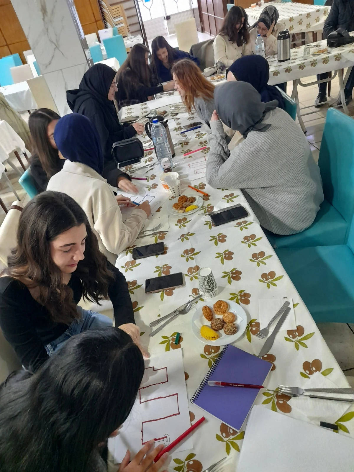 Yozgatlı Dernekler Federasyonu &uuml;niversiteli gen&ccedil;ler i&ccedil;in Ankara&rsquo;da eğitim d&uuml;zenledi.*